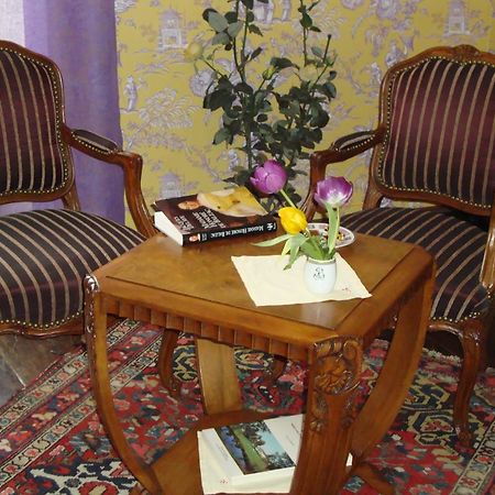 Domaine De La Dame De Lauriere Bed & Breakfast Solignac Bagian luar foto