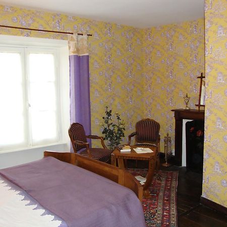Domaine De La Dame De Lauriere Bed & Breakfast Solignac Bagian luar foto