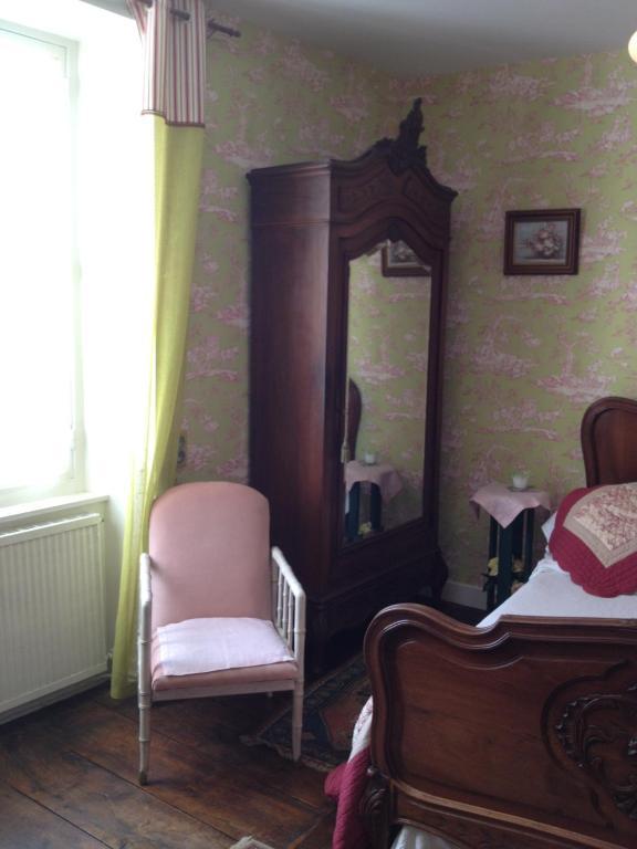 Domaine De La Dame De Lauriere Bed & Breakfast Solignac Ruang foto
