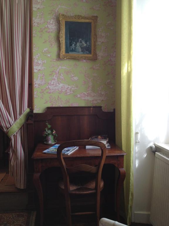 Domaine De La Dame De Lauriere Bed & Breakfast Solignac Ruang foto